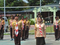 Kasdim 1710/Mimika Pimpin Upacara Pembukaan Perkemahan Sabtu-Minggu (Persami) Pramuka Saka Wira Kartika TA. 2023