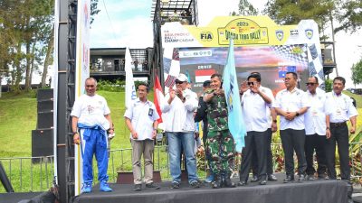 Para Peserta Grand Final APRC Danau Toba Tahun 2023 Dilepas oleh Pangdam I/BB