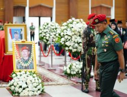 Panglima TNI Pimpin Upacara Pemakaman Letnan Jenderal TNI (Purn.) Dr. (H.C.) Doni Monardo, S.I.P.