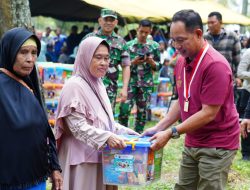 Panglima TNI Peduli Sosial,  Bagikan 2.000 Paket  Sembako