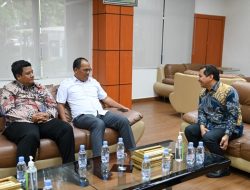 Bupati Samosir Menyerahkan Laporan Keuangan Unaudited Pemkab Samosir 2023 ke BPK RI Perwakilan Sumut di Medan