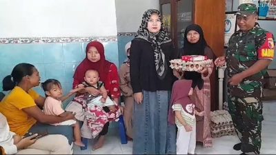 Serda Cahyo EP. Babinsa Koramil 080808 Udanawu Pemberian Makanan Tambahan Upaya dalam Mencegah Stunting