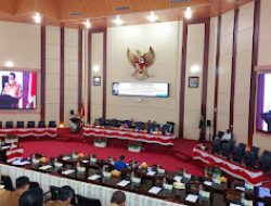 Paripurna Penjelasan Walikota Terhadap Perubahan Perda