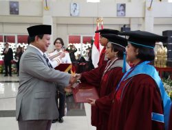 Menhan Prabowo Hadiri Wisuda 425 Mahasiswa Unhan RI: Perjalananmu Harus jadi Pengabdian