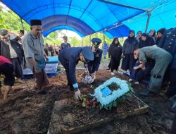 Danskadron Udara 5 Pimpin Upacara Pemakaman  Almarhum Peltu Muhammad Nur Kadir Di Tempat Pemakaman TNI AU Padangalla