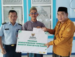 BAZNAS Maros Serahkan Donasi Untuk Imam Masjid, Guru TPQ, dan Pengurus Rumah Ibadah di Lanud Sultan Hasanuddin