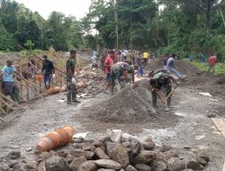 Beginilah Semangat Satgas TMMD 123 Kodim 1510/Sula Dalam Menyelesaikan Pengerjaan Sasaran Fisik