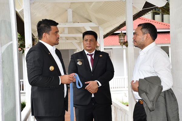 Hadiri Perayaan Hari Jadi Ke-XXI Kabupaten Samosir, Gubsu Akan Berikan Aset Rumah Dinas Bupati kepada Pemkab Samosir