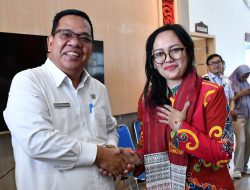 Wabup Samosir Menerima Kunjungan Tim Bappenas dan Kedutaan Inggris, Diskusi Program Pembangunan Solar Power Water Pump