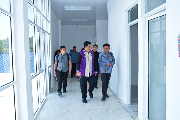Tingkatkan Layanan Kesehatan, Bupati Samosir Meresmikan Gedung Puskesmas Baru Berbiaya 8,2 Milyar Tingkatkan Layanan Kesehatan, Bupati Samosir Meresmikan Gedung Puskesmas Baru Berbiaya 8,2 Milyar