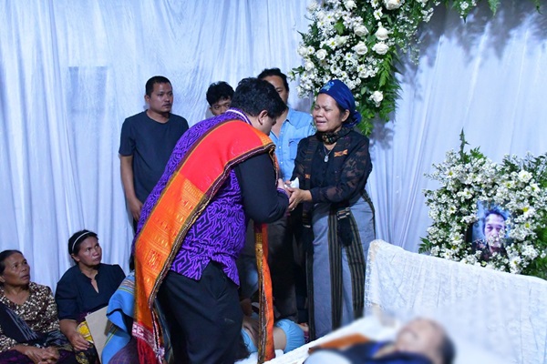 Pemrakarsa Kabupaten Samosir Manginar Sitanggang Meninggal Dunia, Bupati Samosir Menyampaikan Dukacita yang Mendalam