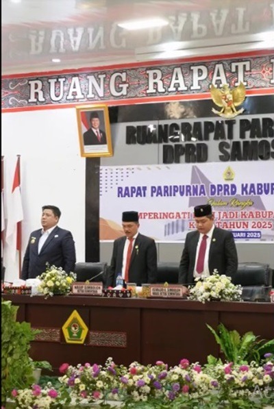 Rapat Paripurna DPRD, Bupati Samosir Melalui Perjalanan 21 Tahun Kabupaten Samosir Telah Berbenah Diri dan Terus Membangun