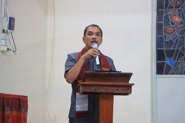 Pelantikan PGRI Samosir, Wabup Tekankan Peran Strategis Guru dalam Pembangunan Pendidikan Pelantikan PGRI Samosir, Wabup Tekankan Peran Strategis Guru dalam Pembangunan Pendidikan