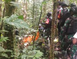 Aksi Sigap Prajurit Kodim 1715/Yahukimo Mengevakuasi Para Pendulang Emas Yang Menjadi Korban Pembunuhan oleh OPM di wilayah Yahukimo