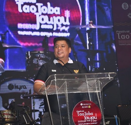 Festival Tao Toba Joujou 2025 Gaet 30 Ribu Pengunjung, Transaksi UMKM Tembus Lebih dari Rp2,6 Miliar 30 Ribu Wisatawan Padati Festival Tao Toba Joujou 2025, Perputaran Ekonomi UMKM Mencapai Rp2,6 Miliar Lebih