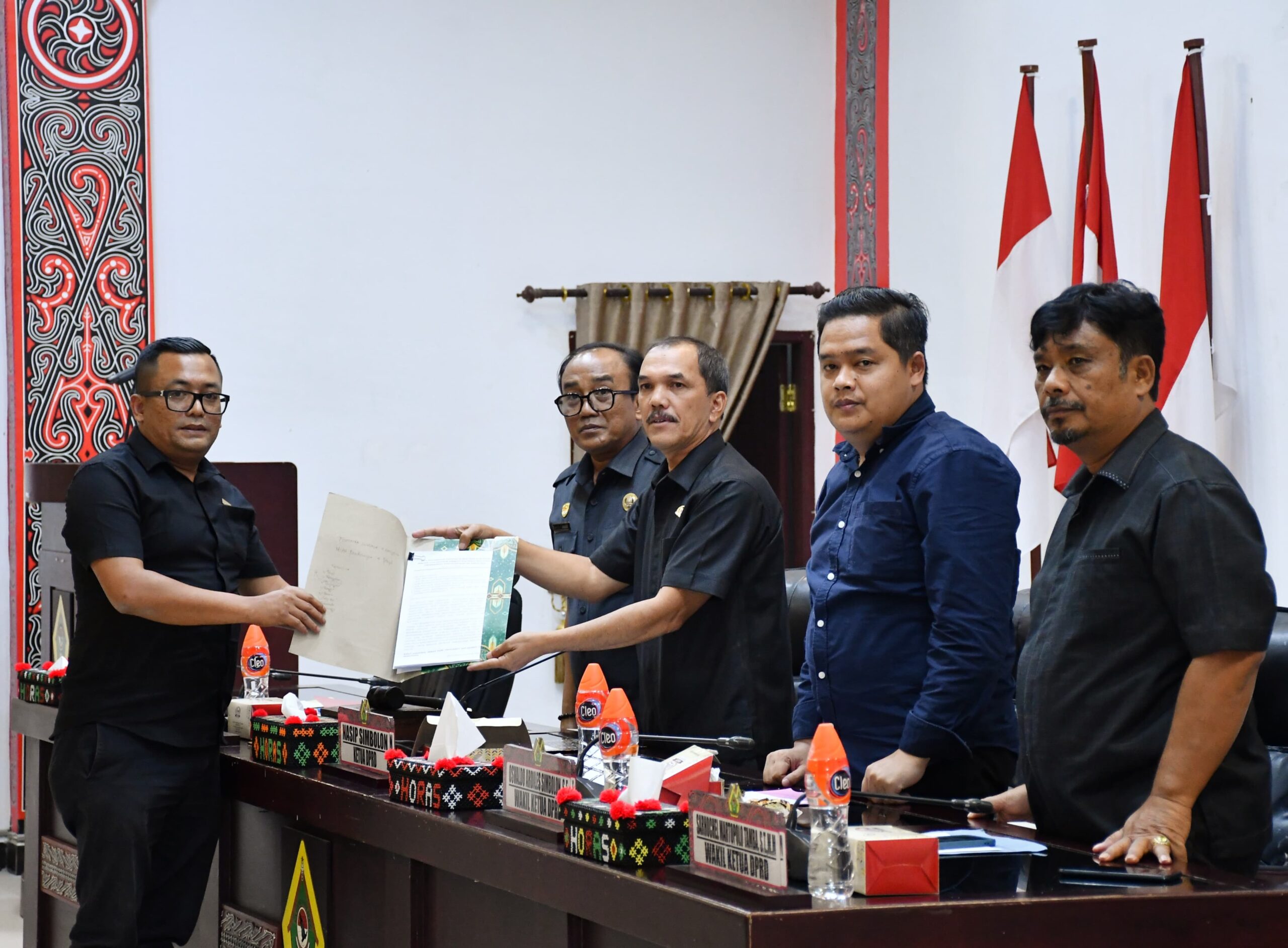 Pemkab dan DPRD Samosir Sepakati Program Pembentukan Peraturan Daerah Tahun 2026