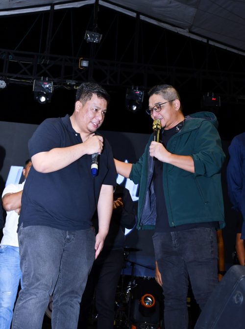 Toton Caribo dan Ungu Guncang Samosir Pada Perayaan Hari Jadi Ke-22, HSF 2026 Resmi Dilaunching Perayaan HUT Ke-22 Samosir Pecah, Toton Caribo dan Ungu Tampil Spektakuler Saat Launching HSF 2026
