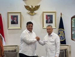 IMG-20260305-WA0003.jpg Temui Menteri Perhubungan, Bupati Samosir Usulkan Rute Penyeberangan Danau Samosir ke Tongging
