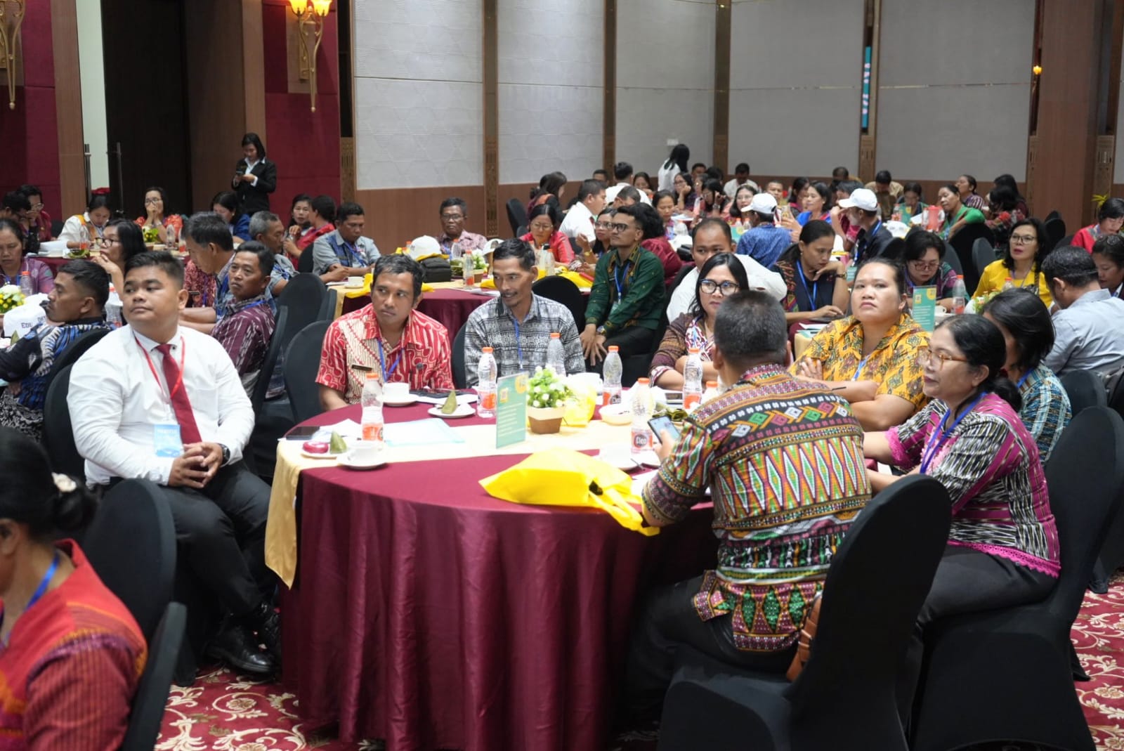 IMG-20260401-WA0011.jpg Wabup Samosir Buka Pelatihan Pembelajaran Berbasis Digital, Koding dan Deep Learning