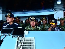 Panglima TNI Dampingi Menhan RI Tinjau Latihan Gabungan di Karimunjawa