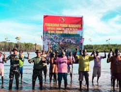 Bersatu Dengan Alam, Satgas TMMD Kodim 1710/Mimika Tanam Ribuan Bibit Mangrove