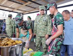 Wapang TNI Dampingi Menhan RI Tinjau Yonif TP 808/Mbaham Matta di Papua Barat