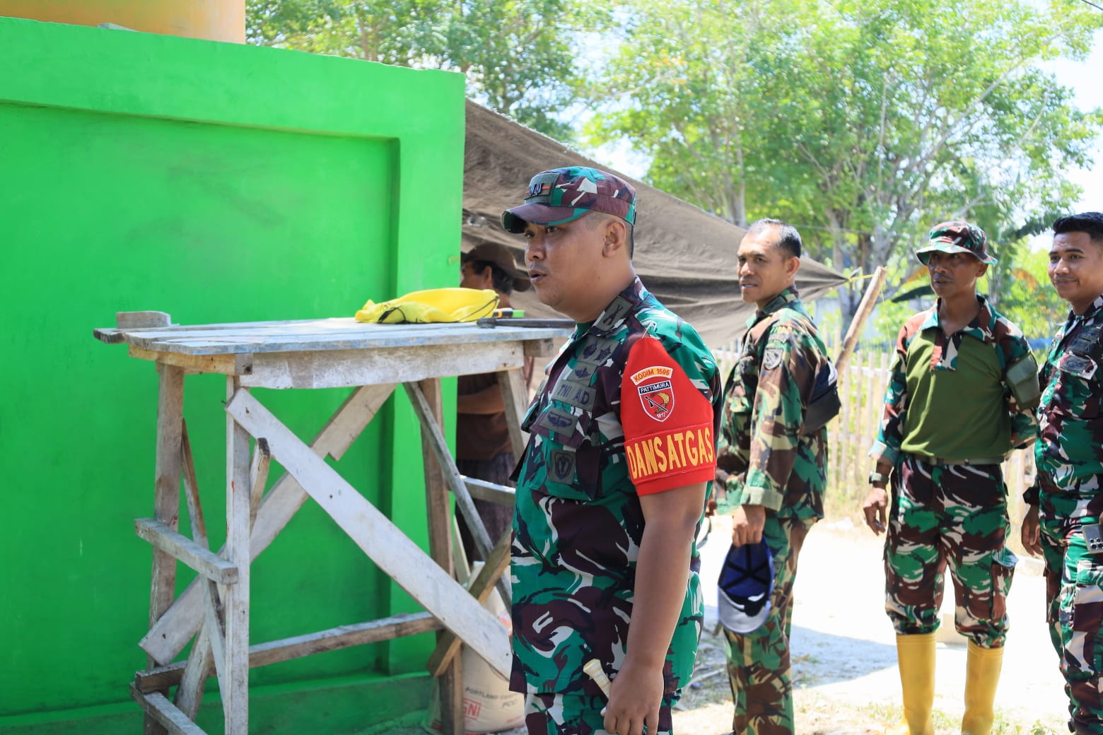 1002368345